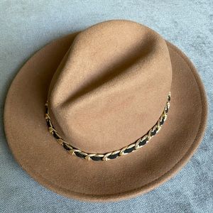 Zara Women’s Wool Hat